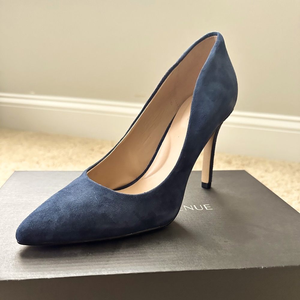 Classico Navy Blue suede ladies shoe.